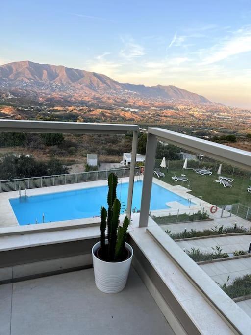 Luxury Penthouse With Sea View In La Cala Golf Resort Ла-Кала-де-Михас Экстерьер фото